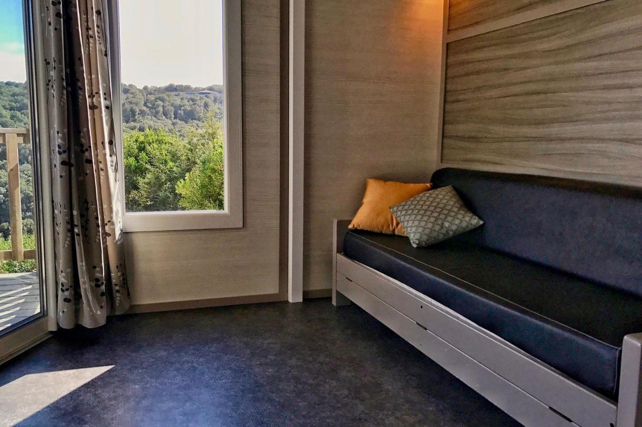 Les Suites De Pertamina Bonifacio  Εξωτερικό φωτογραφία